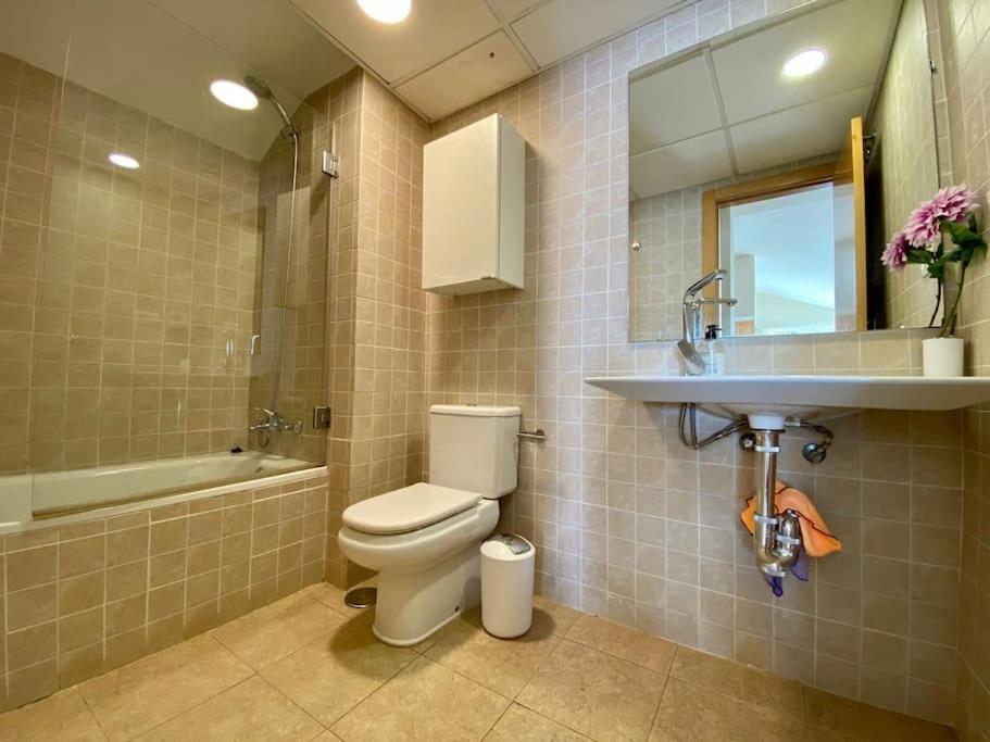 Exclusive Beachfront Penthouse Almayate Alto Luaran gambar